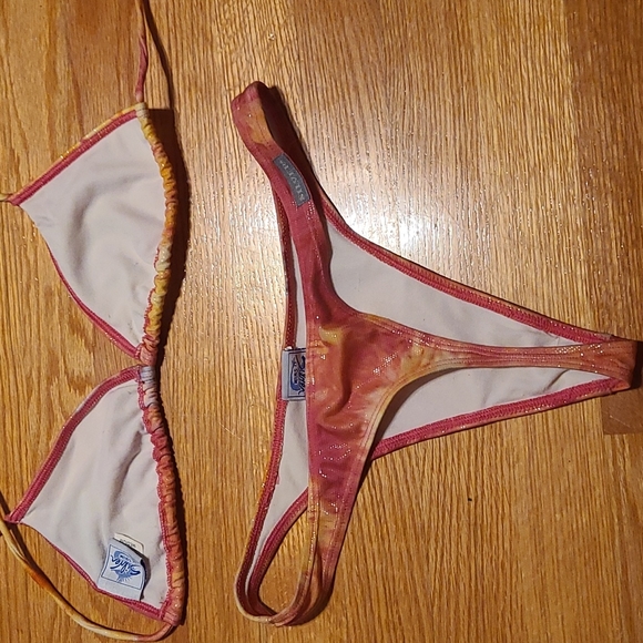 Bikini set - Picture 2 of 4